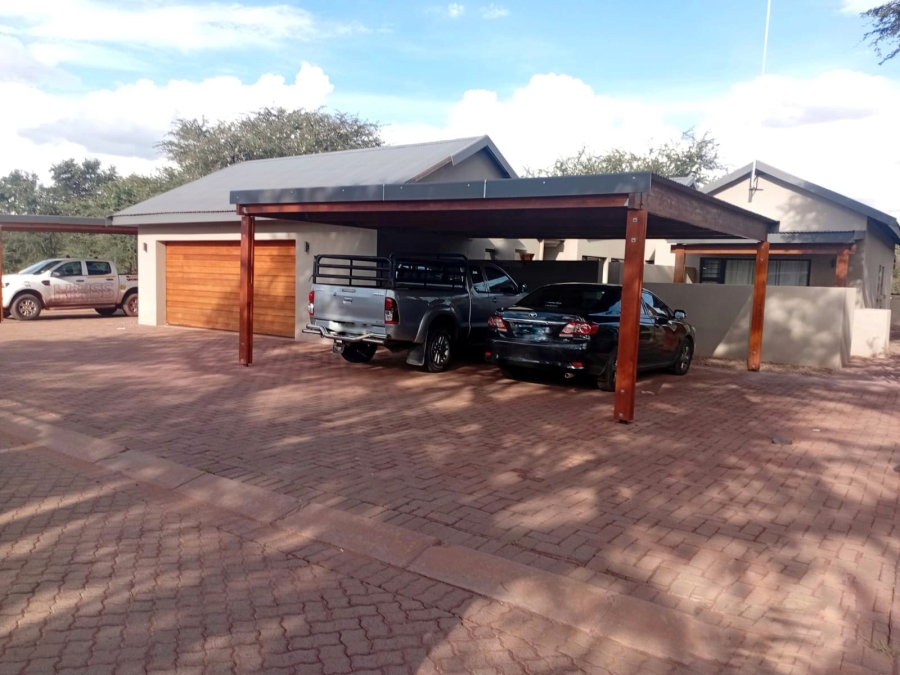 5 Bedroom Property for Sale in Kathu Northern Cape